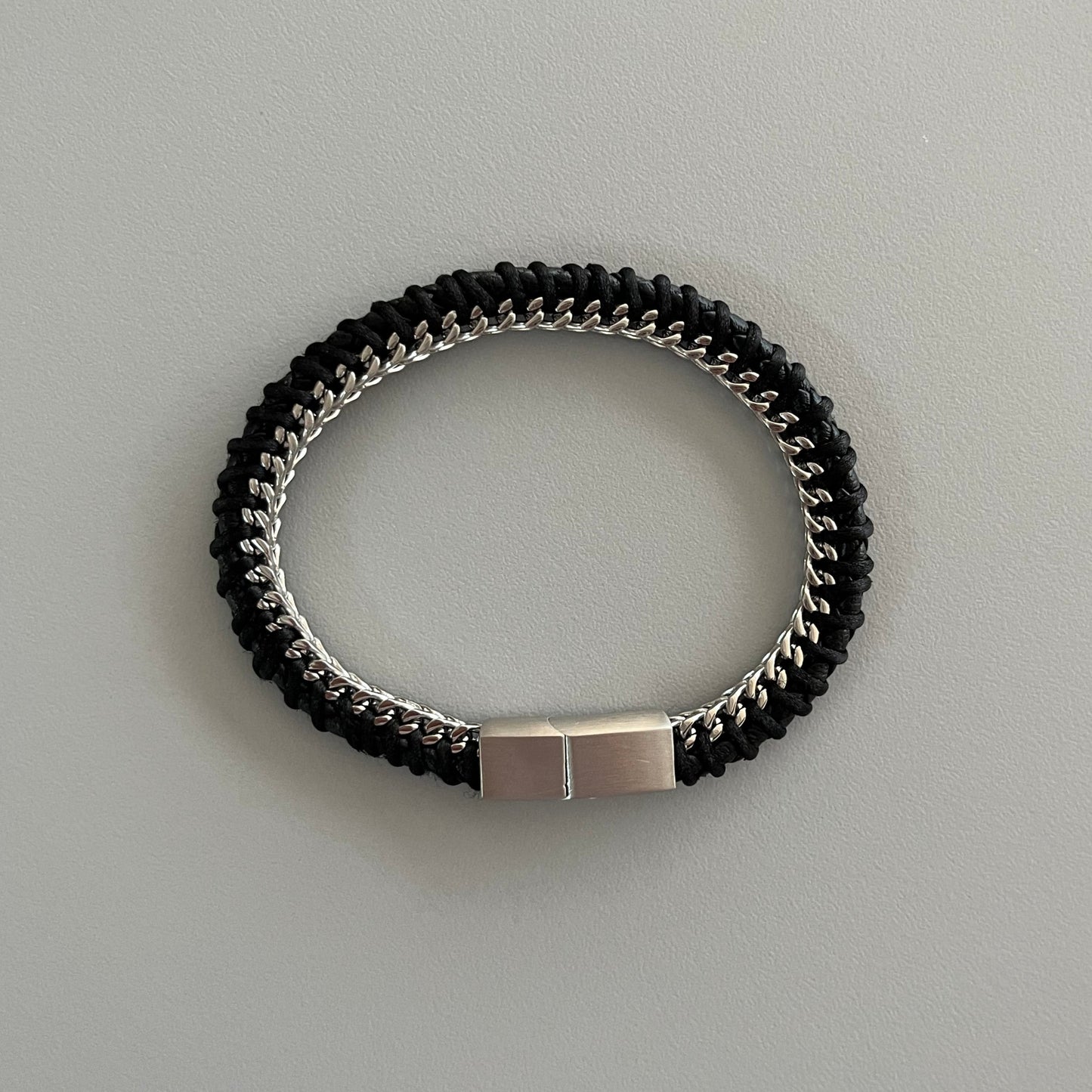 Pulsera cadena con cuerda