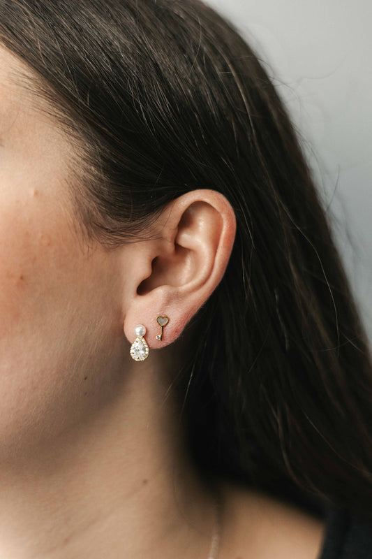 Aretes gota con perla