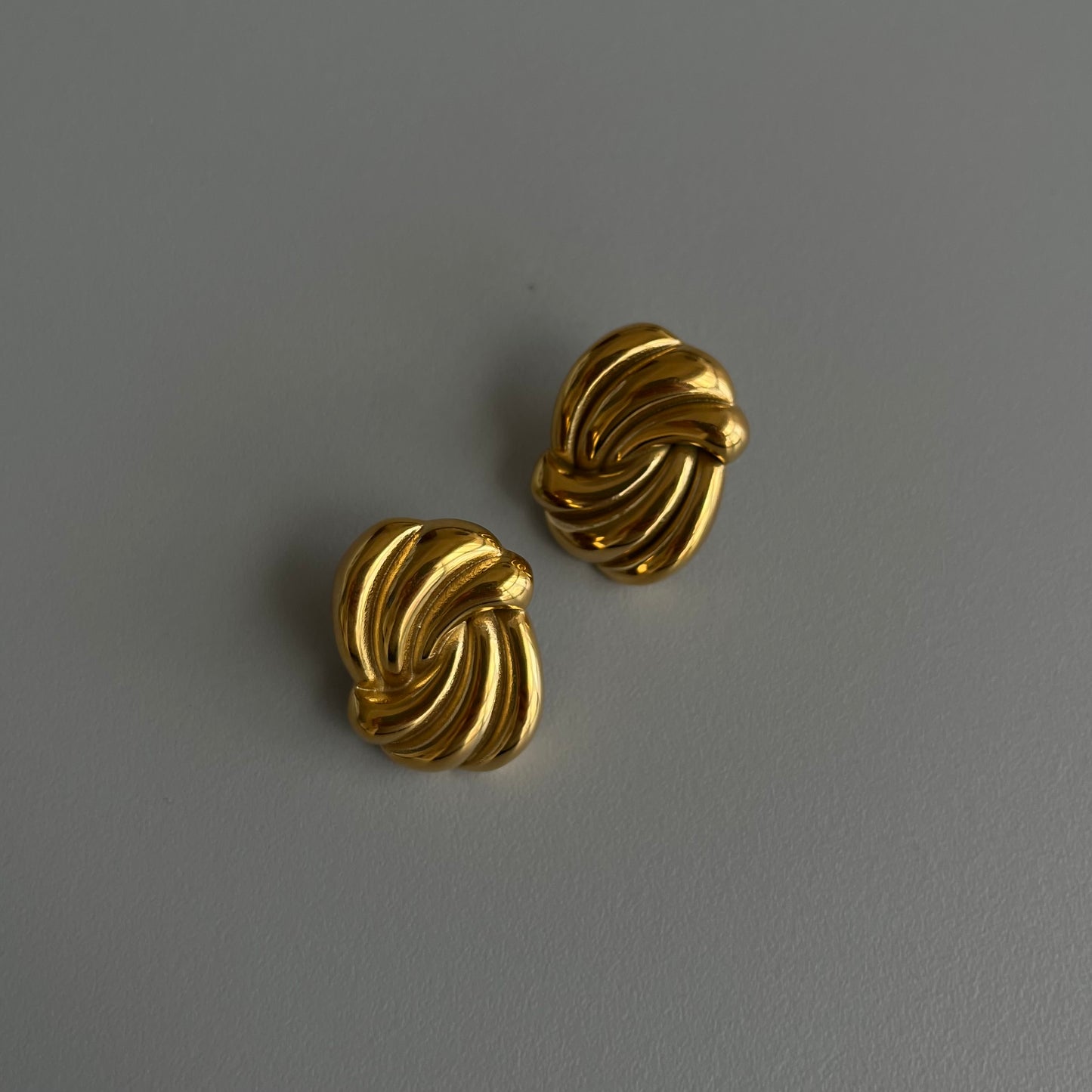 Aretes statment