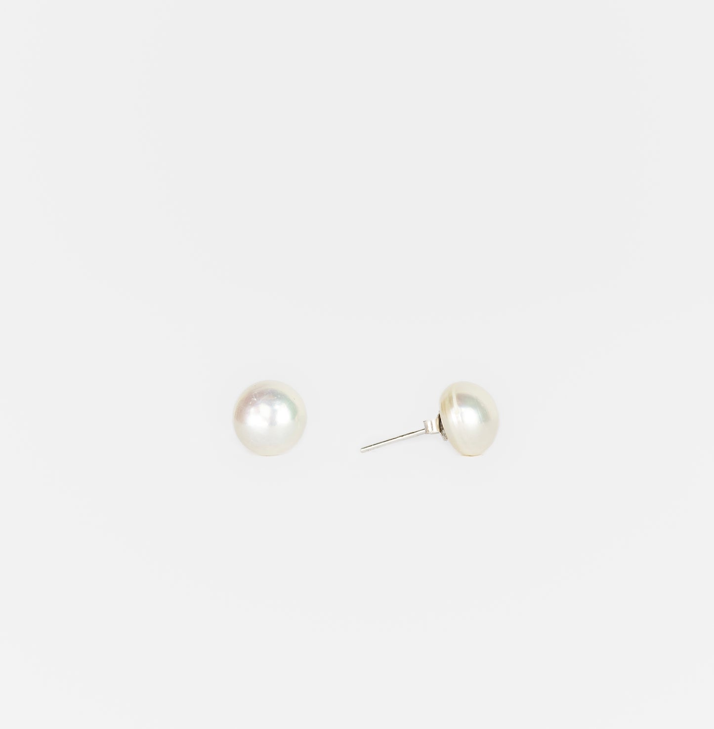 Aretes perla mediana