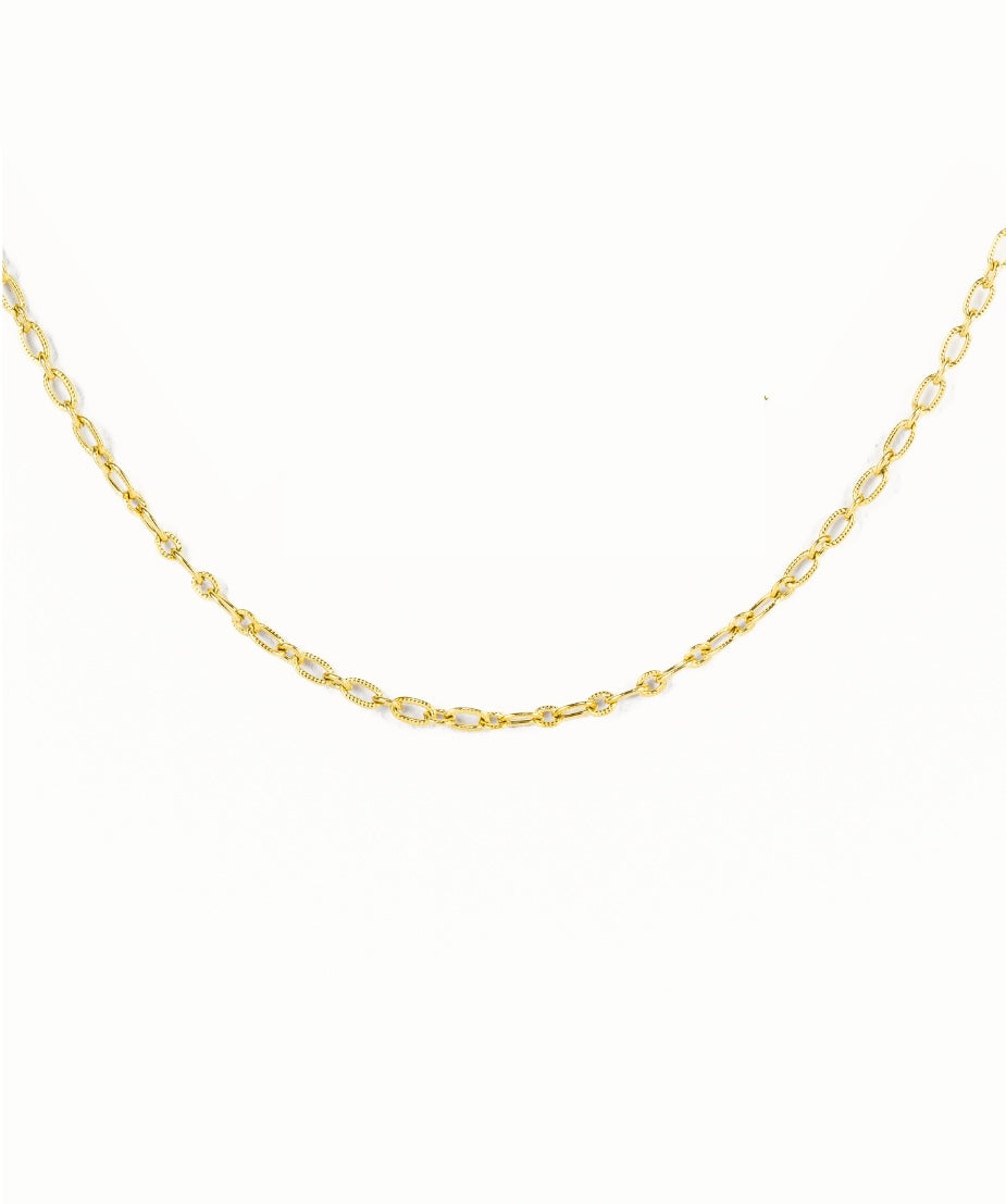 Collar de cadena en eslabones combinados