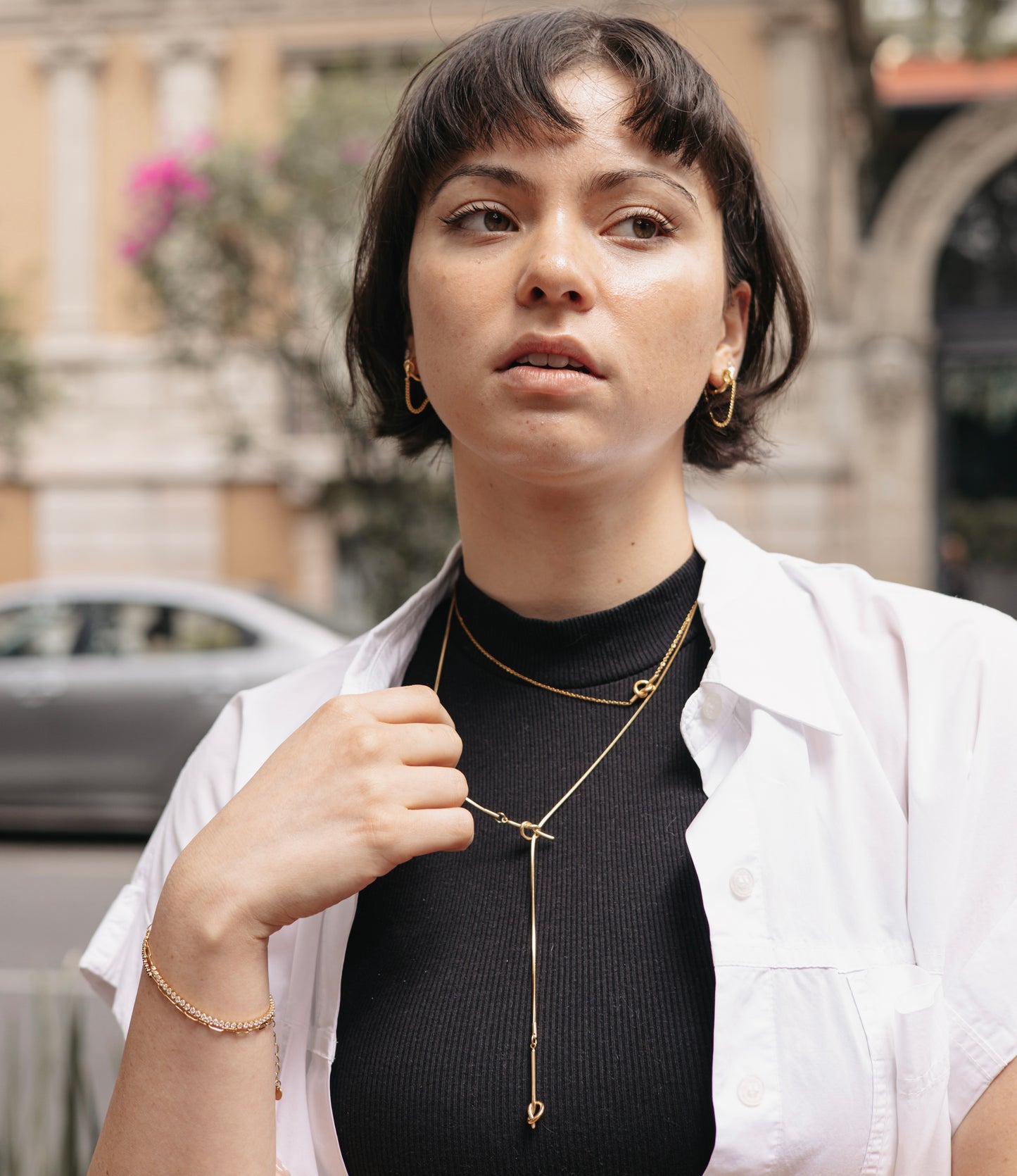 Collar nudo corto