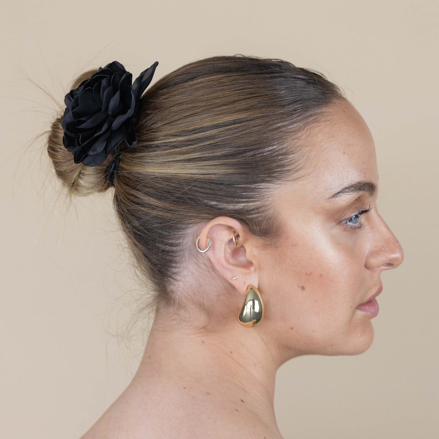 Choker de flor oversized
