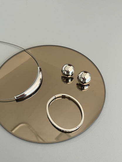 Collar placa plateado