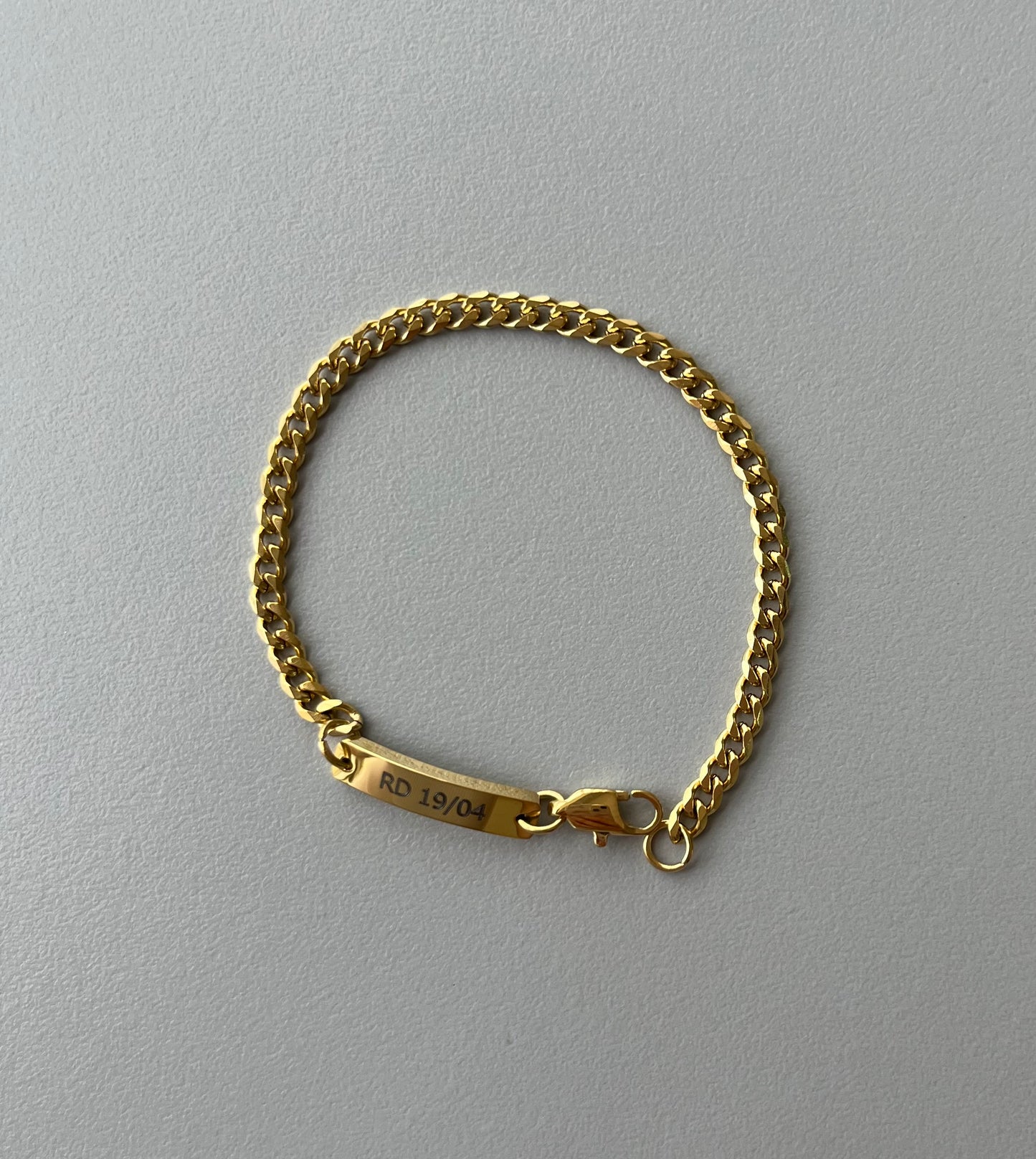 Pulsera cadena con placa