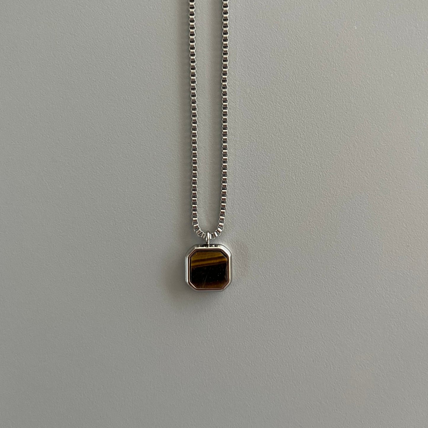 Collar piedra