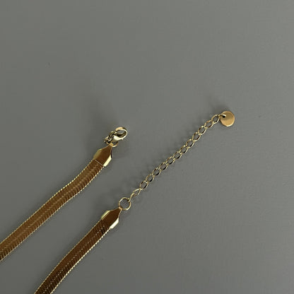 Collar cadena serpiente con zirconia