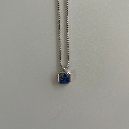 Collar piedra