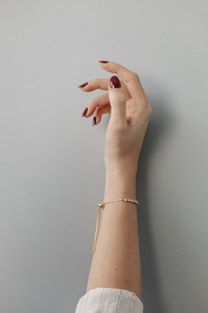 Pulsera zirconias ajustable
