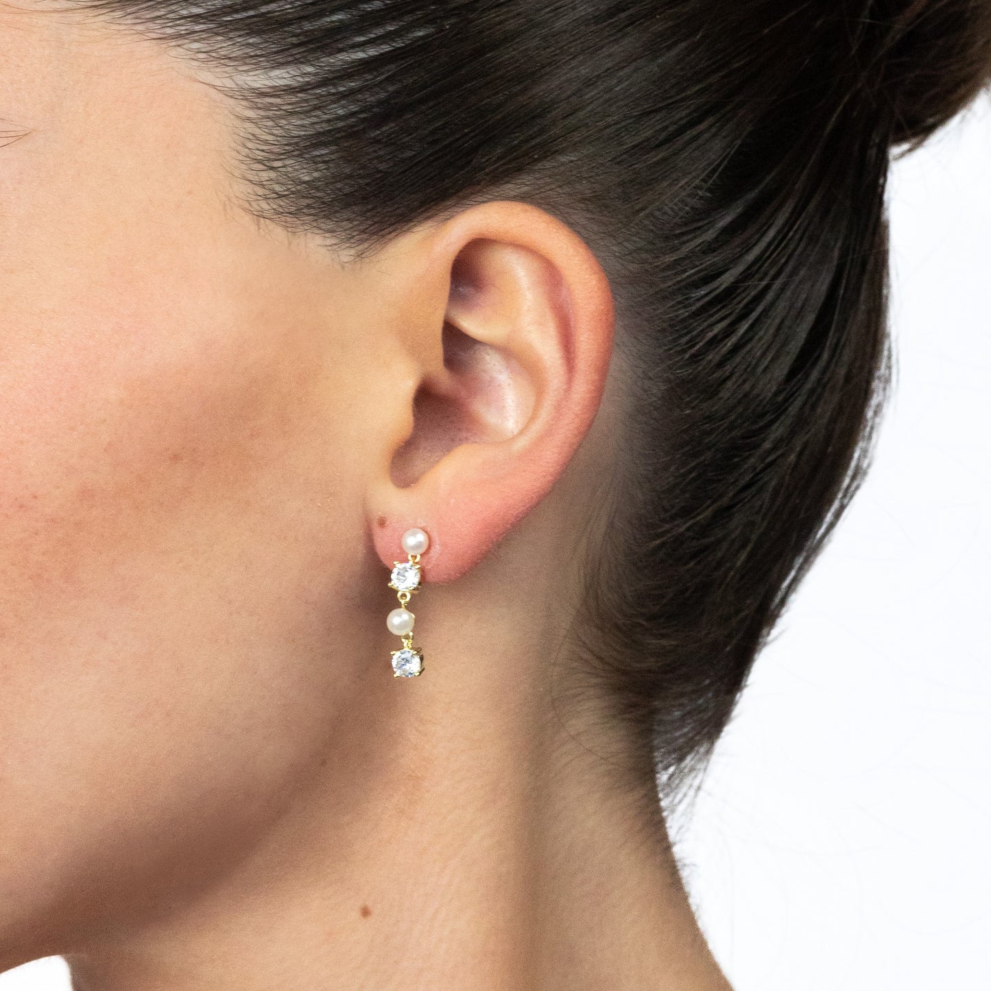Aretes caída con perla
