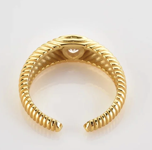 Anillo vintage con corazón