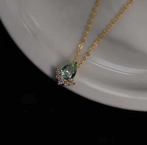 Collar gota turquesa