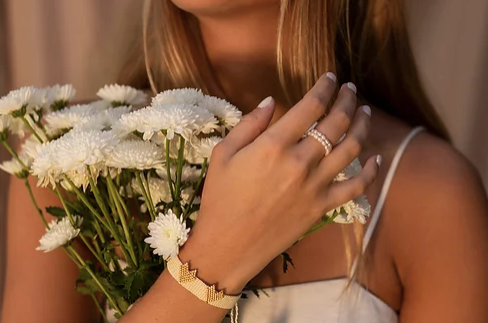 Par anillos de perlas naturales