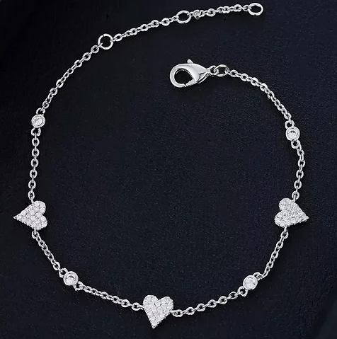 Pulsera con corazones de zirconias
